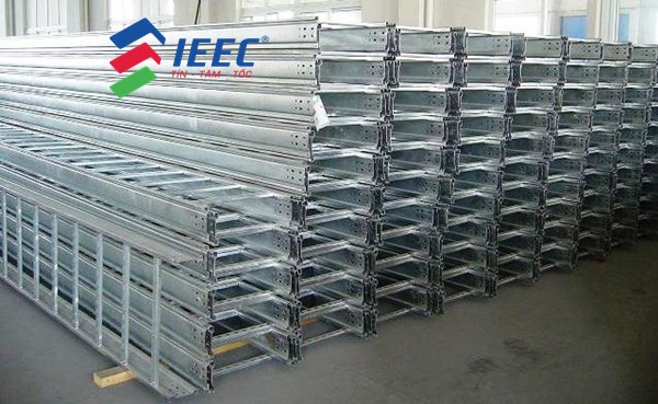 thang cáp mạ kẽm nhúng nóng