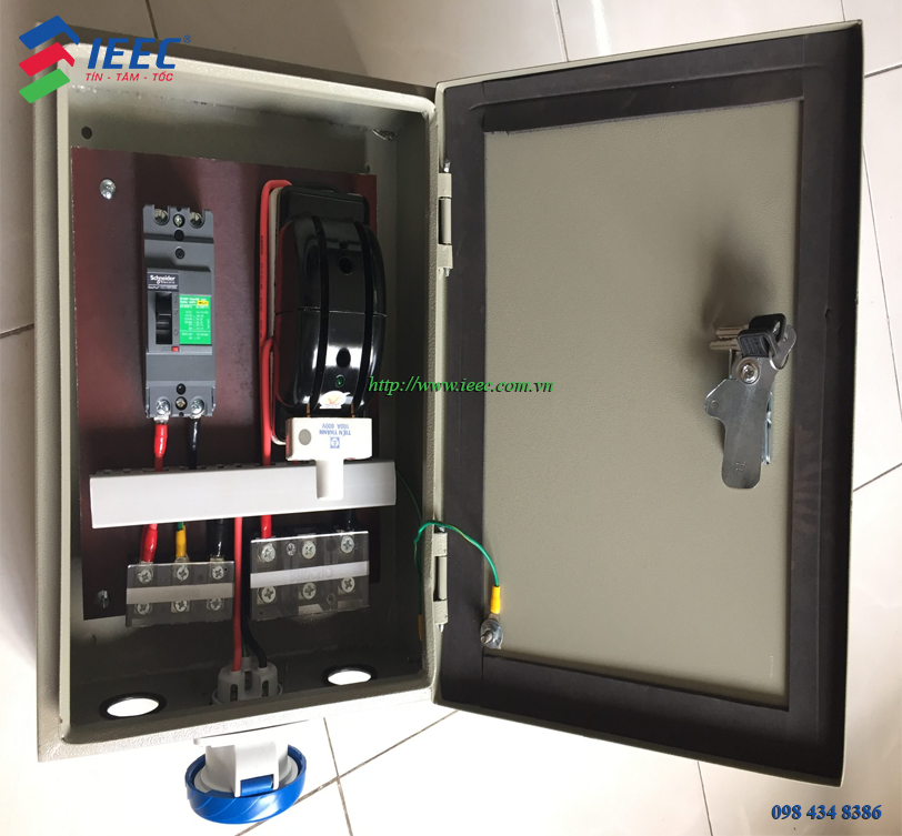 T?điện AC Solar là gì?